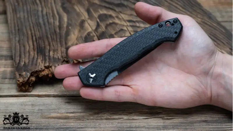 Pocket Knife Buying Guide 2026: Damascus vs Stainless vs Carbon Steel