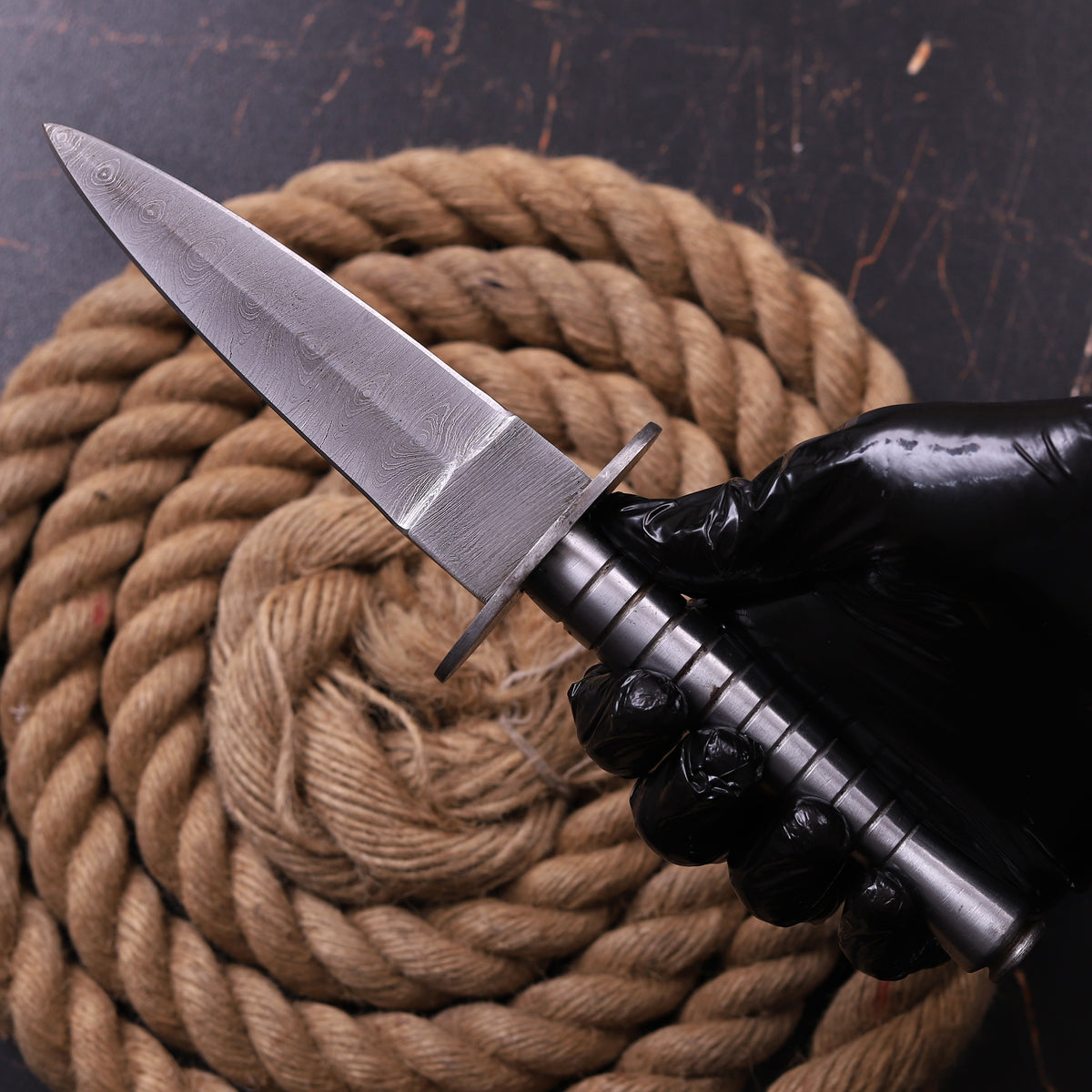 Damascus Steel Knife with Ribbed Steel Handle